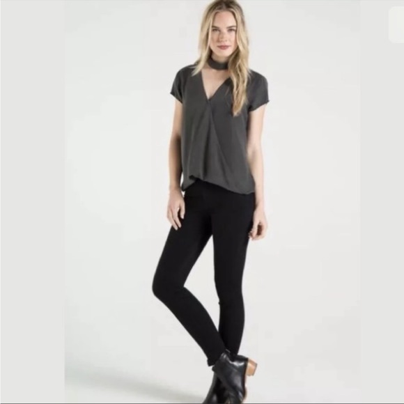 Anthropologie Cloth & Stone Choker Short Sleeve Black Blouse Size Extra Small XS - Picture 2 of 13